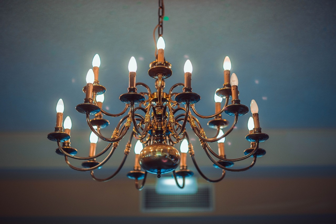 Chandelier light online